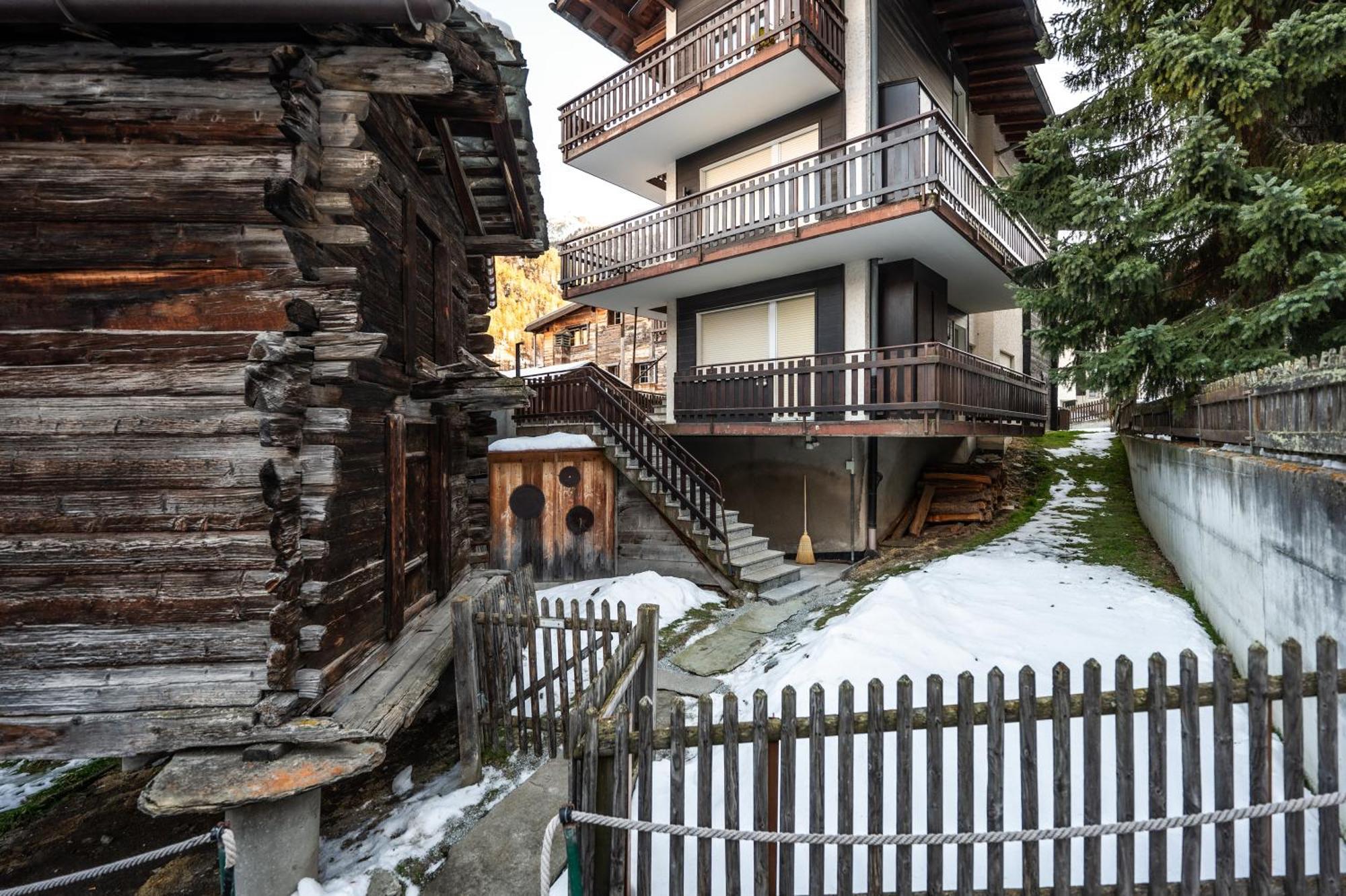 Chalet Aroleid Zermatt By Inspiringplaces Zermatt Eksteriør bilde